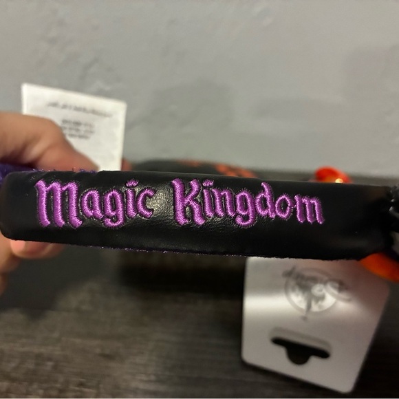 Disney Parks 2025 Mickeys Not So Scary Halloween Party Headband Ears main image 4